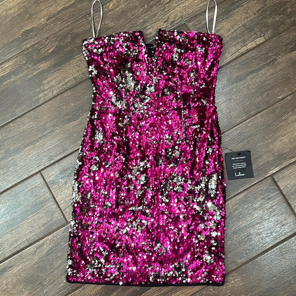 NWT Lulus Hot pink / silver reversible sequin strapless tube dress